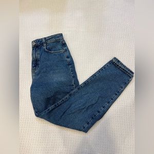 Zara size 4 dark/medium wash mom jeans